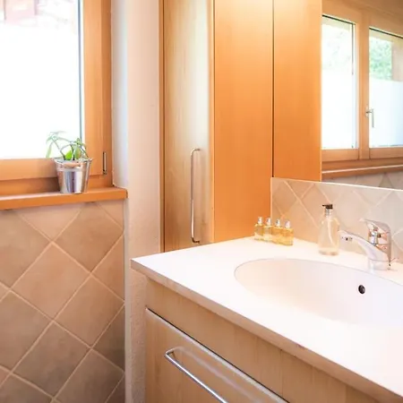 Lovely 3-bedroom In زيرمات