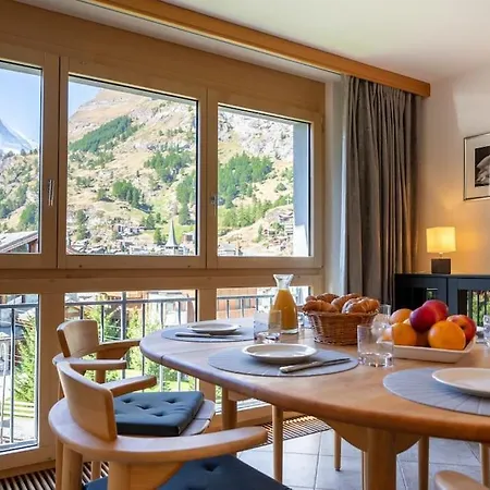 Lovely 3-bedroom In شقة