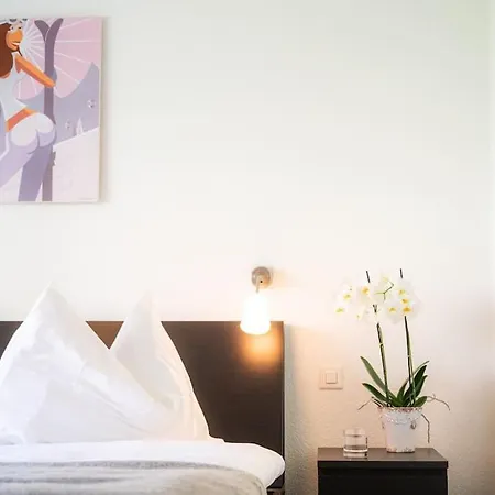 شقة Lovely 3-bedroom In زيرمات